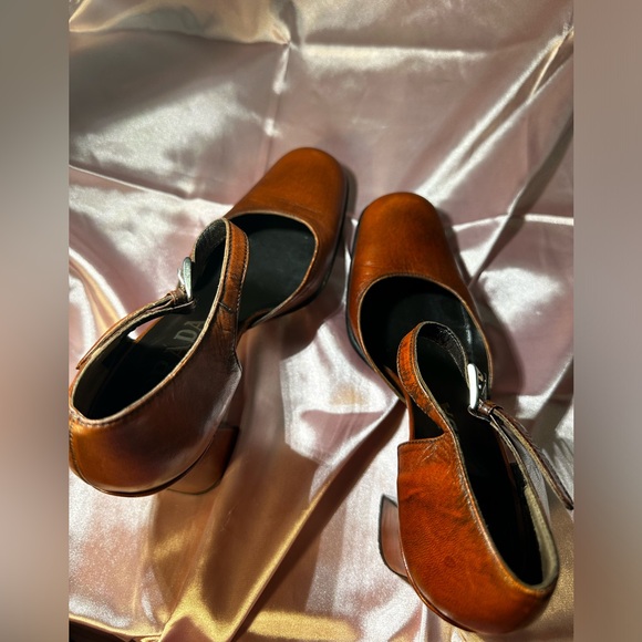 PRADA Brown Leather Mary Jane Block Heels size 36.5 - size 5.5/6 US - Picture 8 of 16